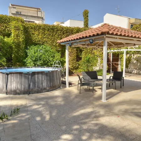 Giardino Delle Meraviglie By Interhome Villa