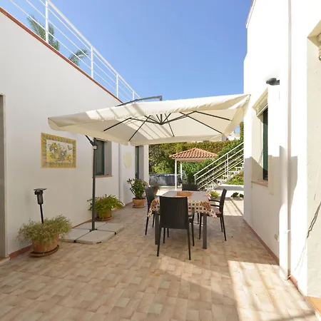 Giardino Delle Meraviglie By Interhome Villa
